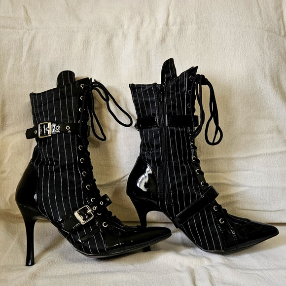 Pinstripe and black patent stiletto boots - Picture 5 of 8